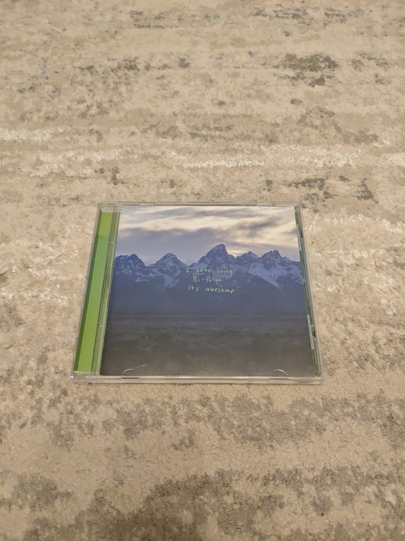 Vând cd Kanye West "ye"