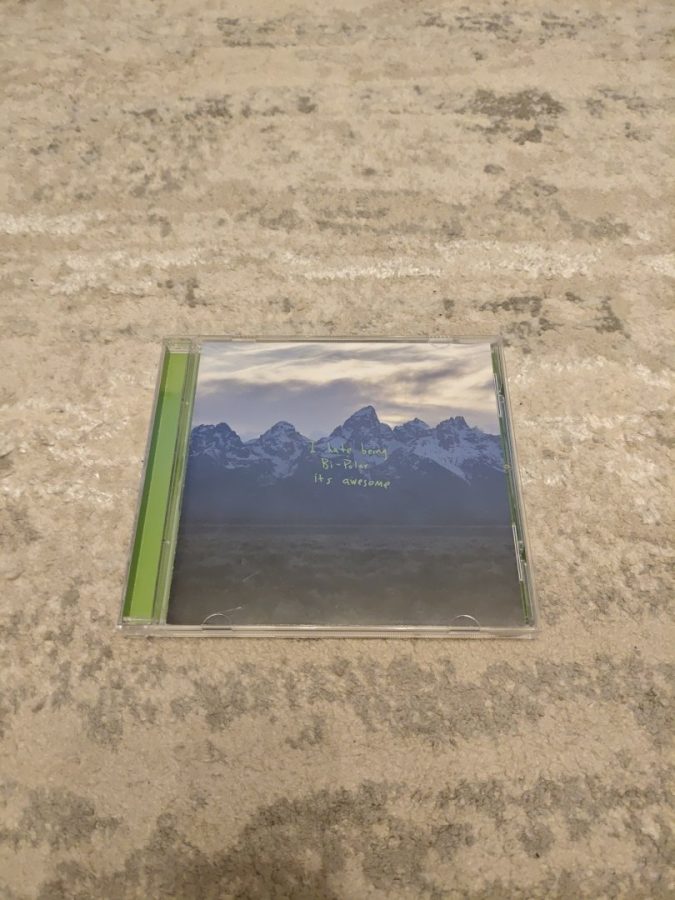 Vând cd Kanye West "ye"