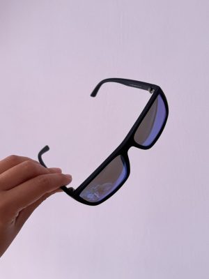 Donez ochelari de soare